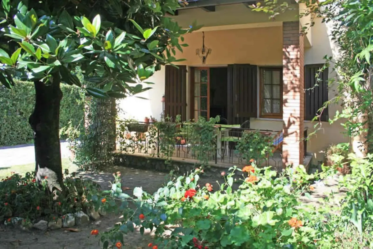 Villa Patio 포르데데이마르미