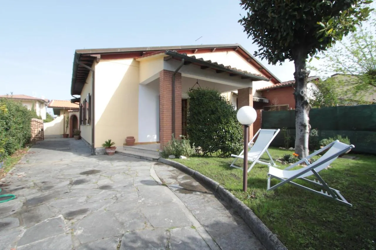 Villa Patio Forte dei Marmi 0*,  Italy
